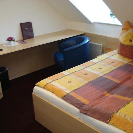 Hotel Bierstuebl Sangerhausen Ngoại thất bức ảnh