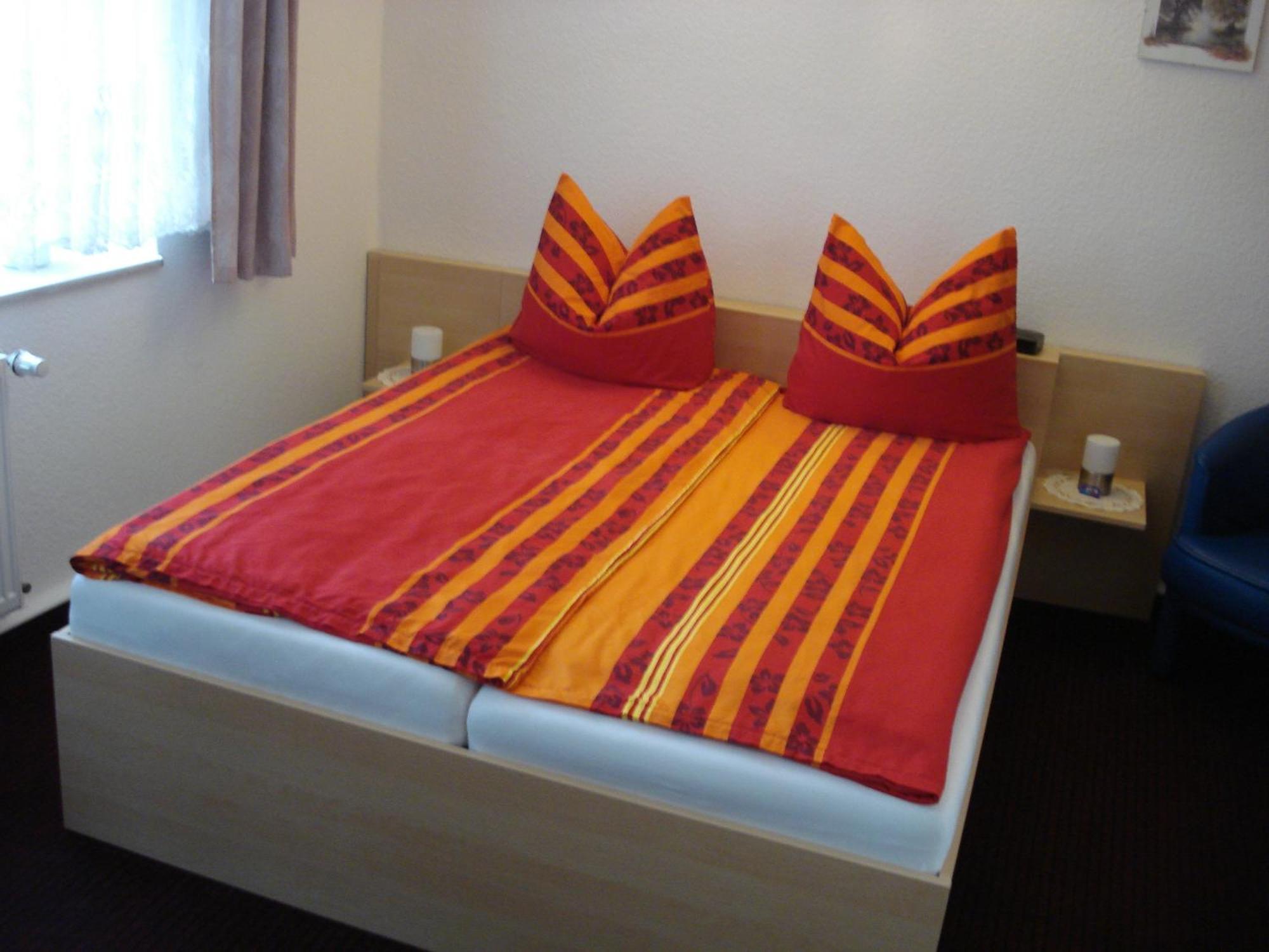 Hotel Bierstuebl Sangerhausen Ngoại thất bức ảnh