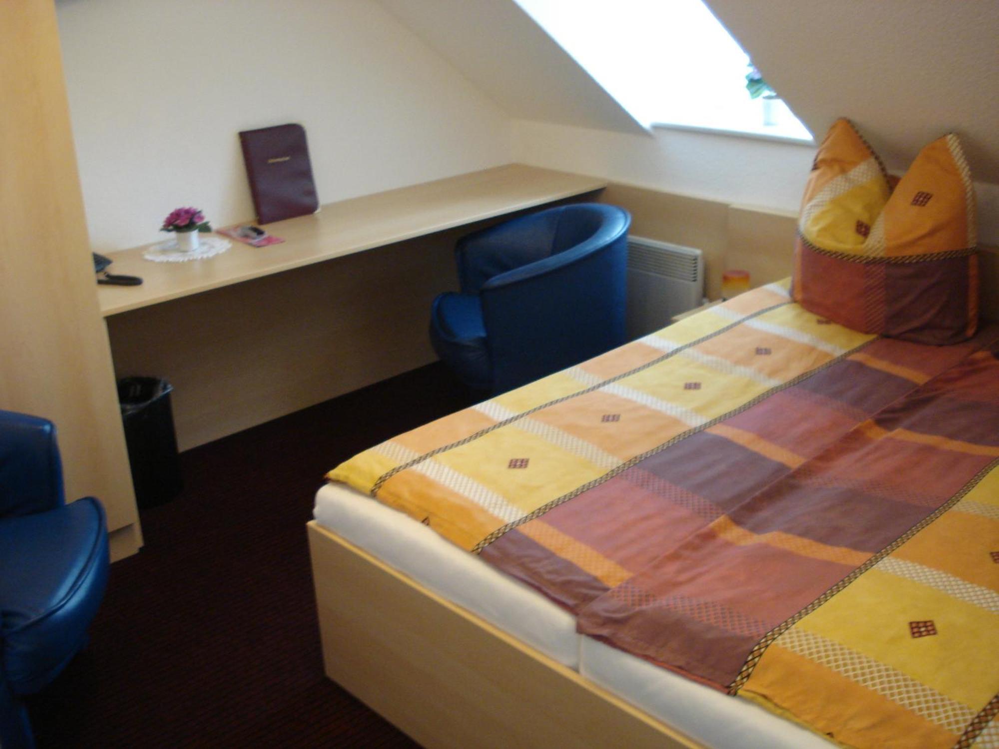 Hotel Bierstuebl Sangerhausen Ngoại thất bức ảnh